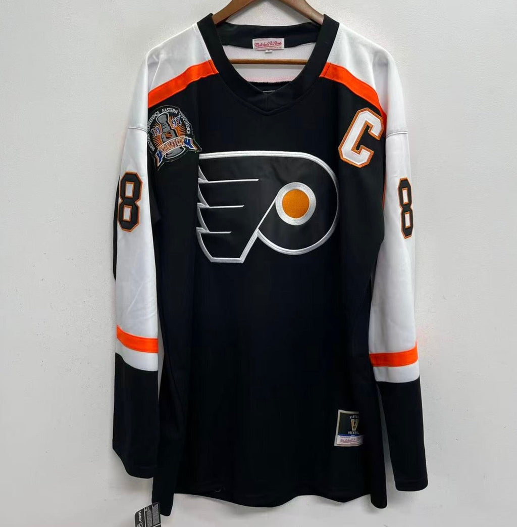 Eric Lindros Philadelphia Flyers 1997 Official NHL Jersey product image 3