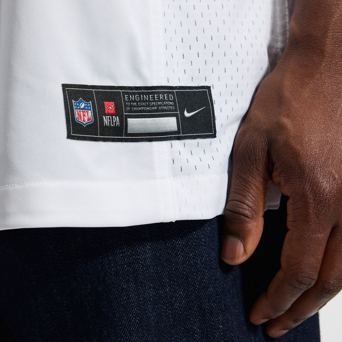 Kansas City Chiefs Patrick Mahomes White Game Jersey product image 9, provided for visual reference and product detail review