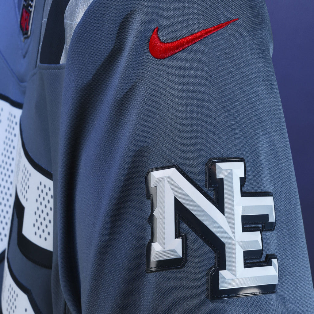 New England Patriots Hunter Henry Storm Blue 2025 Rivalries Collection Stitched Limited Jersey product image 7, provided for